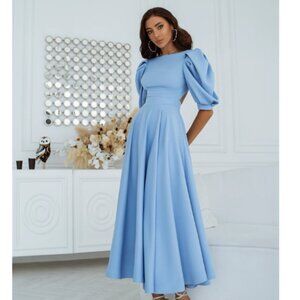 NWT Elagia Sky-Blue Backless Puff-Sleeve Midi Dress Size L